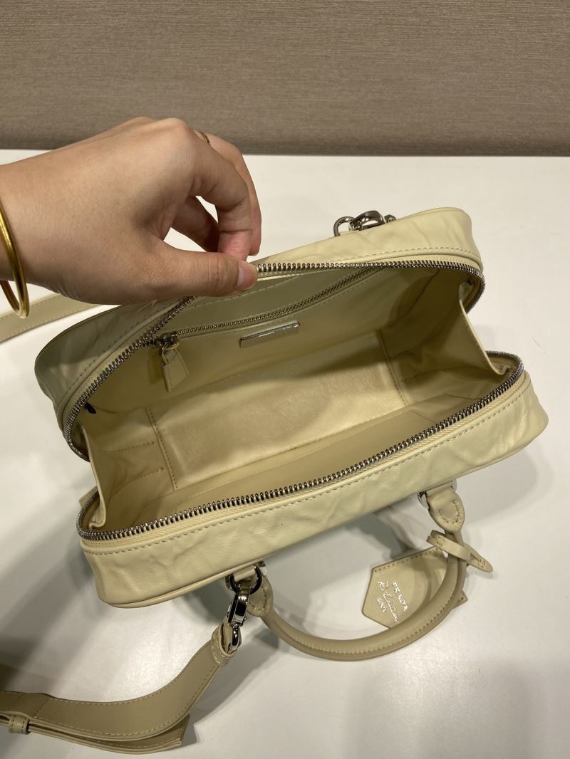 Pra*a top handle bags
